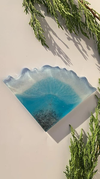 Parlak Deniz Mavi Tonlu Siyah Simli Üçgen Dalgalı Şekil Epoksi Bardak Altlığı El Yapımı - 3