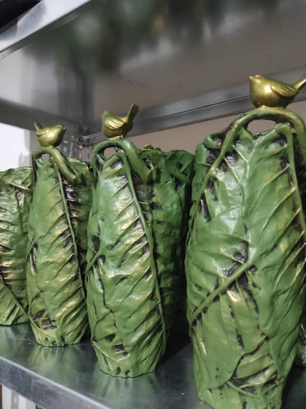 Polyester Kuşlu Yaprak Desen Gold Varaklı Vazo 28,5cm - 6