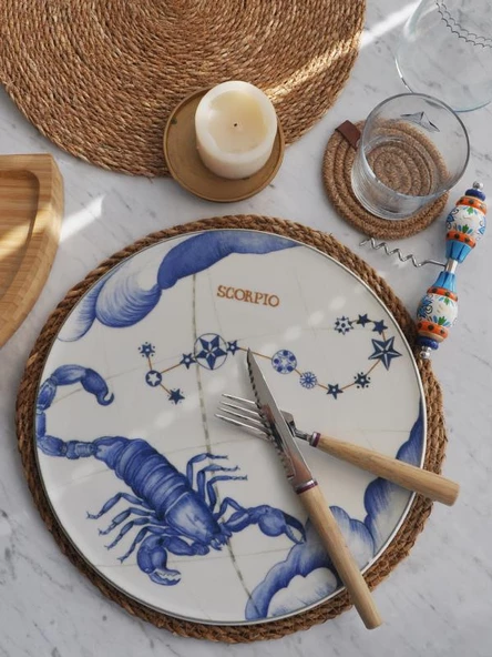 Burçlar Akrep Pizza Sunum Tabağı