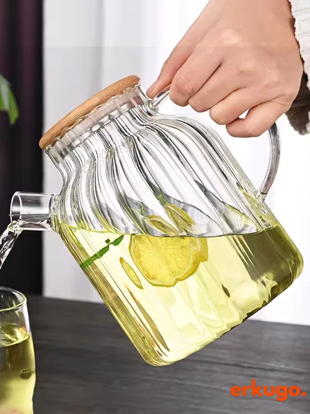 Vakumlu Bambu Kapaklı Isıya Dayanıklı Borosilikat Cam Demlik, Süzgeçli Demlik (1800 ml) EKG-Lemonade