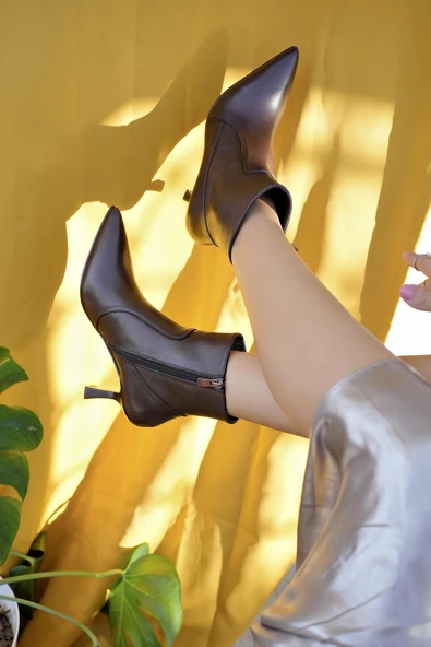 Muggo NATALİE Garantili Hakiki Deri Sivri Burun Fermuarlı İnce Topuklu Kadın Bot - 8