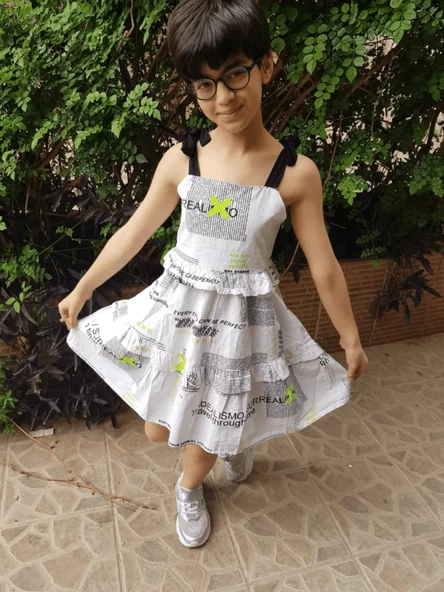 5-9 Yaş Kız Çocuk Elbise Orijinal Desenli Beyaz-Siyah