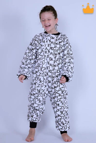 Babyhola 5-9 Yaş 2.5 Tog Kara Kartal Pençesi Çarşı Taraftar Elyaf Dolgulu Unisex Çocuk Uyku Tulumu 6020 - 9