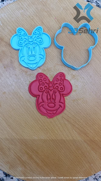 Mickey Mouse Kurabiye Kalıbı ve Şeker Hamuru Seti 4 Adet - 9 CM - 5