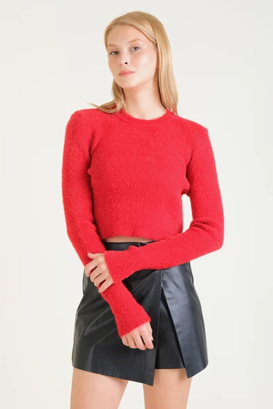Kadın Sıfır Yaka Tüylü Crop Kazak Kırmızı - 2