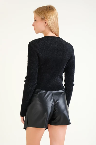 Kadın Sıfır Yaka Tüylü Crop Kazak Siyah - Resim 6