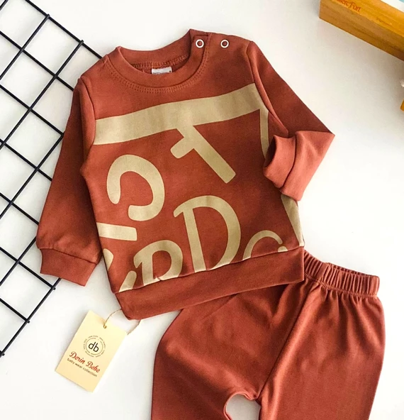 Neşeli Bebekler Harf Baskılı Yakadan Düğmeli Mevsmlik Takım Kiremit - 2