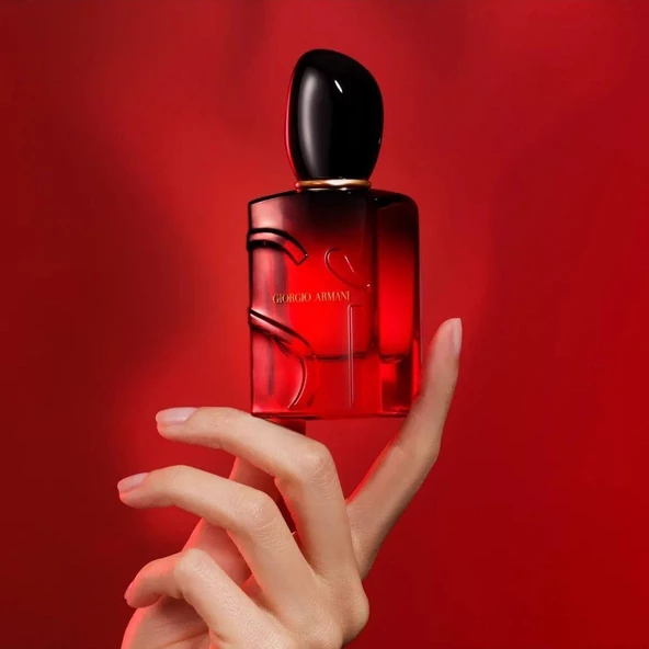 Giorgio Armani Si Passione Intense EDP 50 ml Refillable Kadın Parfümü - Resim 6