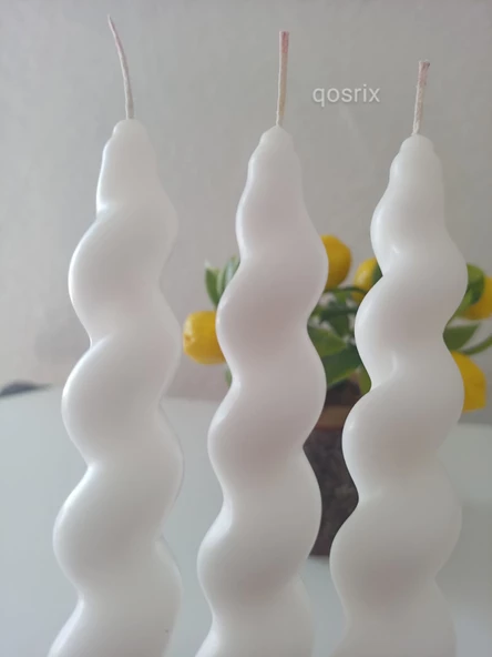 qosrix 3'lü Beyaz Italyan Burgulu Şamdan Soya Mumu Doğal Kokulu Uzun Çubuk Konik Burgu Spiral Mum Dekoratif - Resim 2