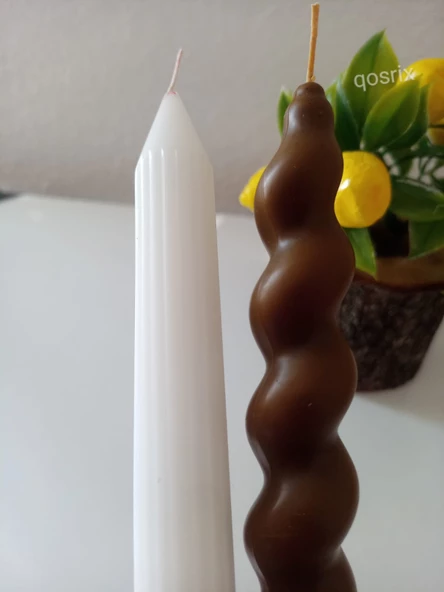 qosrix 2'li Kahverengi Beyaz Italyan Burgulu Şamdan Soya Mumu Doğal Kokulu Uzun Çubuk Konik Burgu Spiral Mum - Resim 2
