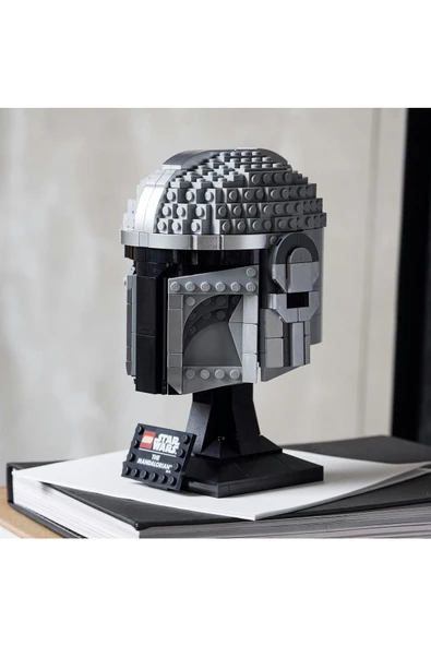® Star Wars™ Mandalorian™ Kaskı 75328 - Yetişkinler için Koleksiyonluk Yapım Seti (584 Parça) - 8