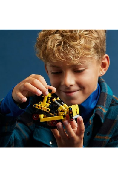 ® Technic Ağır İş Buldozeri 42163  - 7 Yaş ve Üzeri İçin Yapım Seti (195 Parça) - 8