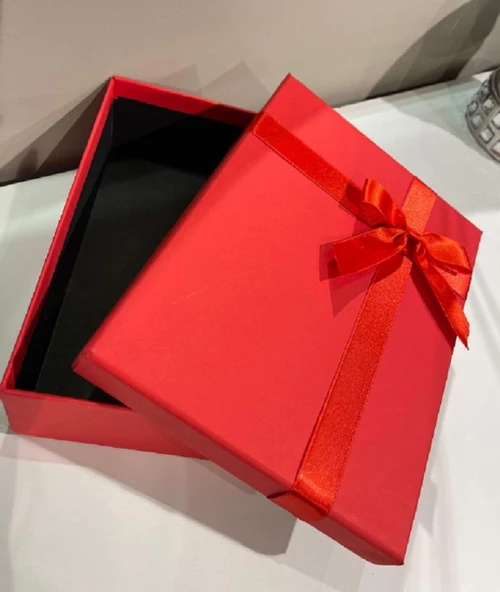 Kolix Küçük Boy Tekli Kırmızı Sert Kaliteli Kurdeleli Hediye Kutusu Damat Gelin Bohça Kutusu 26x20x8 cm - 3