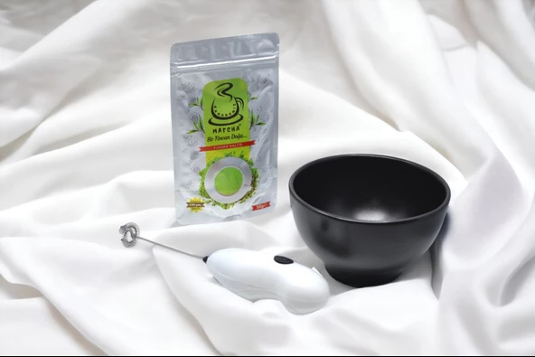 Karadeniz Matcha Çayı + Seramik Kase + Mikser + 2 Pil