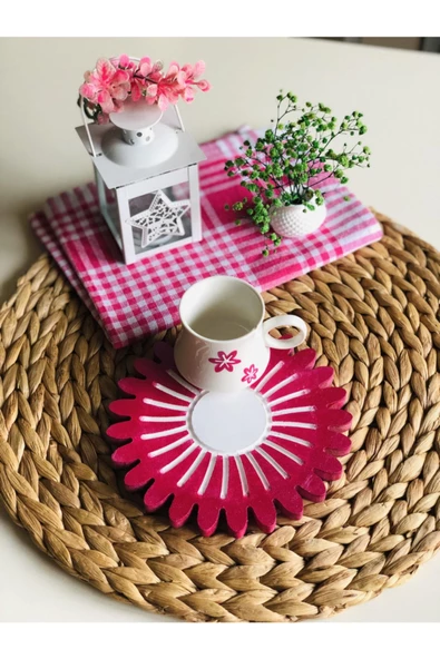 Pembe Papatya Sunumluk Ve Kahve Fincanı - 2