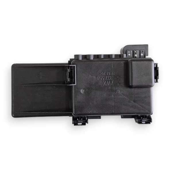 VW Bora 1999-2001 Sigorta Kutusu Akü Üstü Dikey Soket 1J0937617C - 3