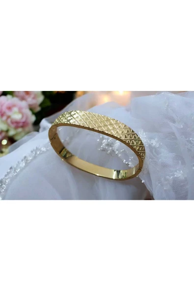 BİLEZİK MODEL İŞLEMELİ GOLD RENK 6,5 CM KADIN ÇELİK BİLEKLİK - 3
