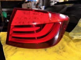 HELLA 2SD010234-101-STOP LAMBASI SAG DIS BMW 5 SERİSİ F10 2011-2013 > 63217203230_/3923