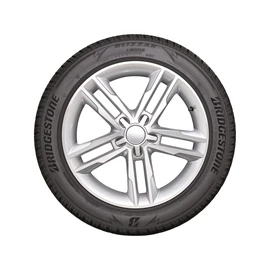 Bridgestone 225/55R16 99V XL LM005 DRIVEGUARD RFT (2023) Kış Lastiği Üretim Yılı:  2023 - Resim 2