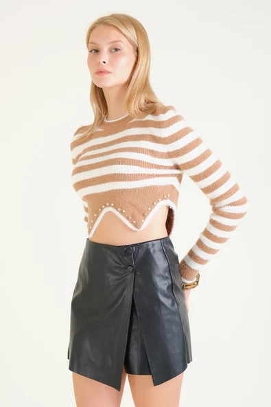 Kadın Çizgili Taş Baskılı Crop Tüylü Kazak Camel - 3