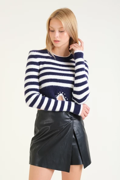 Kadın Çizgili Taş Baskılı Crop Tüylü Kazak Lacivert - 5