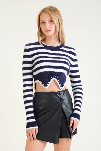 Kadın Çizgili Taş Baskılı Crop Tüylü Kazak Lacivert - 3