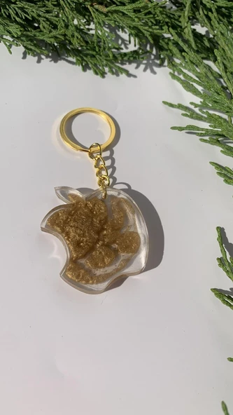 Şeffaf Epoksi İçinde Gold Süslemeli Apple Elma Şekil Gold Aksesuarlı Anahtarlık El Yapımı Hediyelik - Resim 5