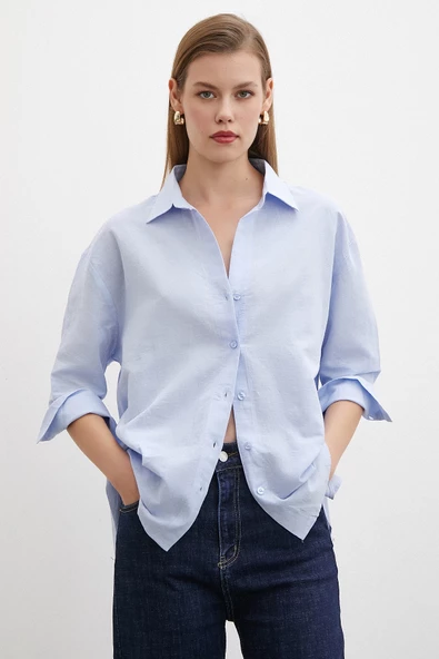 Yırtmaçlı Fakir Kol Gömlek Mavi ürün görseli