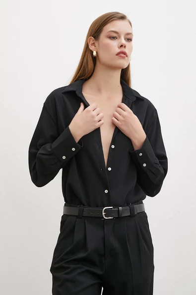 V Yaka Klasik Gömlek Siyah - Resim 5