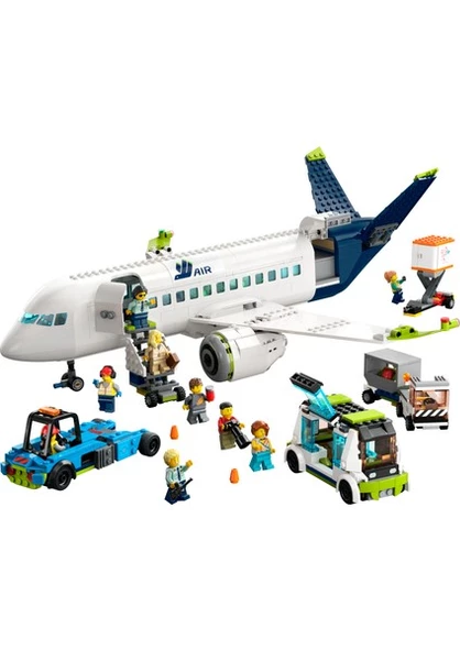 LEGO City Yolcu Uçağı 60367 # 7 Yaş ve Üzeri Çocuklar ve Uçak Meraklıları için Yaratıcı Oyuncak Yapım Seti (930 Parça) - Resim 2