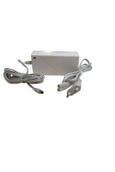 Beyaz Renk 12 Volt 5 Amper Plastik Kasa Adaptör ürün görseli 1