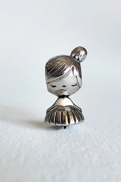 ÇELİK CHARM TOPUZ SAÇLI KIZ - 2