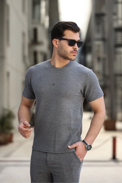 Bisiklet Yaka Logolu Tişört ve Şort Takımı Gri - 3