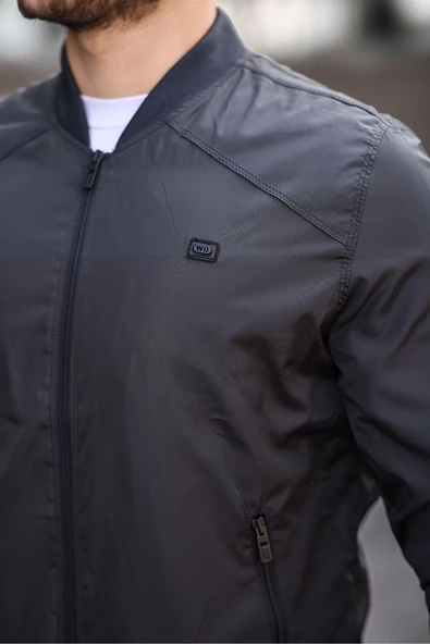 Göğüs Arma Detaylı Mevsimlik Erkek Mont Antrasit - 4