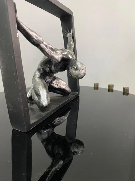 Tutsak Adam heykeli Soyut Düşünce Tuzağı Tasarım Heykel ( aşırı düşünen heykel mücadele figürü biblo ) - 5