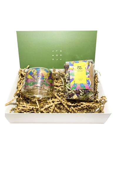 GURUYEMİŞ BOX Peter Max Pop Art Theme Çay Sever Kış Çayı Paketi - Bitki Çayı- Çift Camlı Kupa Hediye Kutusu - 2