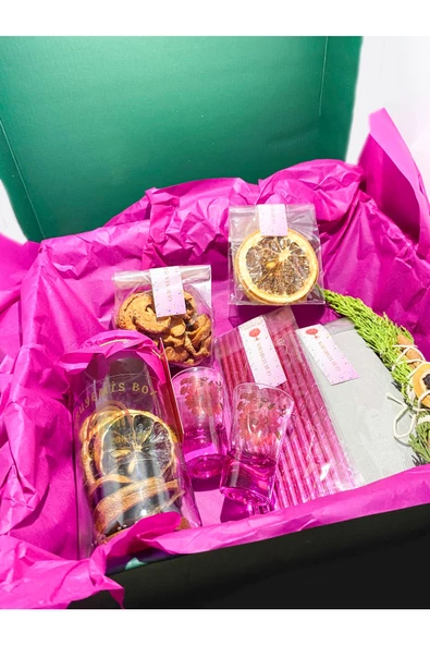 GURUYEMİŞ BOX Pembe Parti Kutusu Ve Kokteyl Hazırlama Kiti Doğum Günü Sevgililer Günü Özelgün - 4