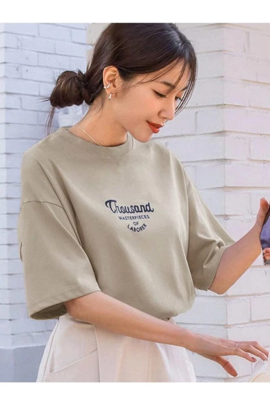 Kadın Thousand Baskılı Oversize T-shirt - 4