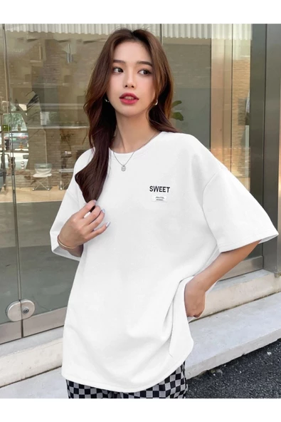 Unisex Beyaz Sweet Baskılı Oversize Tshirt - 3