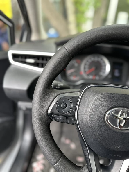 Toyota Corolla 2020-2024 Araca Özel Direksiyon Kılıfı (Düz Klasik Model) - Resim 4