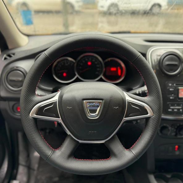 Dacia Duster 2018 2024 Araca Özel Direksiyon Kılıfı (SOFT NOKTA DÜZ) ürün görseli