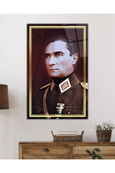 AlpiLeo Gold Şerit Atatürk Üniformalı Alp Özel Cam Tablo, Uv Baskılı Ve Temperli - Resim 2