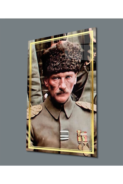 AlpiLeo Gold Şerit Üniformalı Atatürk Alp Özel Cam Tablo, Uv Baskılı Ve Temperli