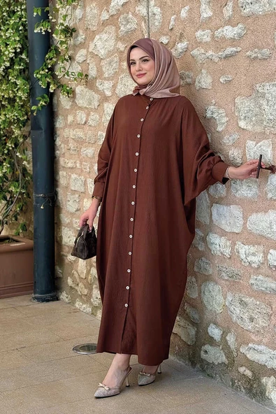 Ön Kısmı Boydan Düğmeli Salaş Elbise 7910 Kahverengi