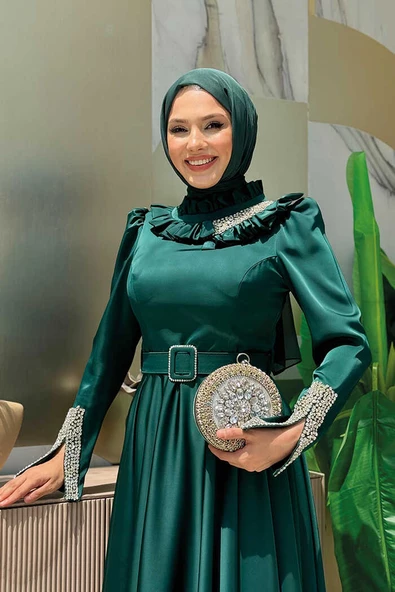 Fırfırlı Taş Detaylı Kemer Aksesuarlı Saten Abiye Elbise 1155 Zümrüt - Resim 4