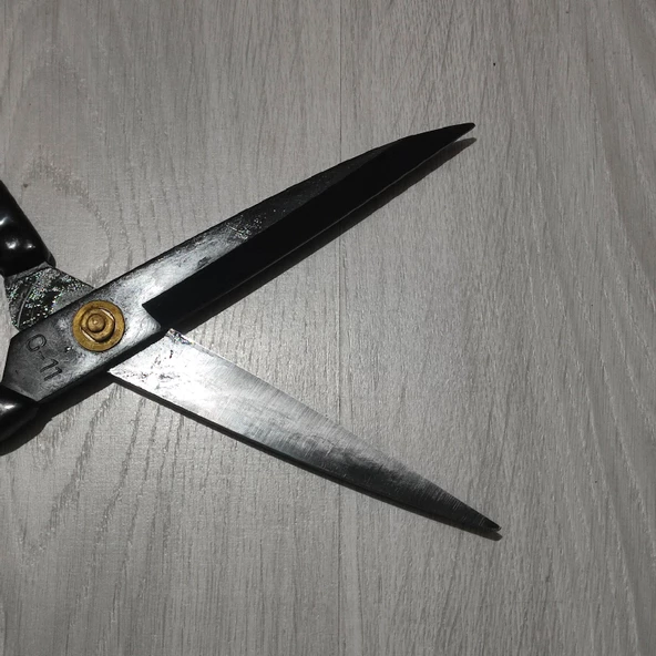 Hagiki Profesyonel Terzi Makası Uçları Özel Olarak Açılmış Paslanmaz Çelik Bileylenebilir Makas - 4