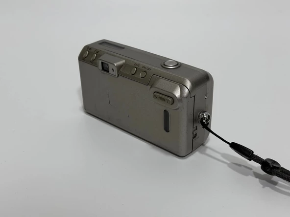 Minolta 130 Riva Zoom 35mm Filmli Fotoğraf Makinası 2.El - 2