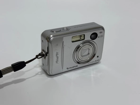 Fujifilm FinePix A345 4.1MP Kompakt Dijital Fotoğraf Makinesi 2.El