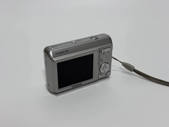 Samsung ES10 8.1MP Kompakt Dijital Fotoğraf Makinesi 2.El - 3