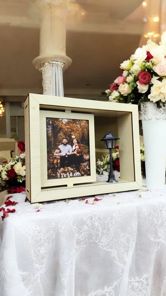 SOKAK LAMBALI IŞIKLI AHŞAP KUTU FOTOĞRAF ÇERÇEVESİ 1 ADET 10X15 FOTOĞRAF HEDİYE - 2